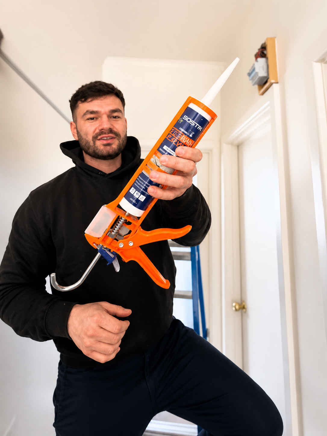 CAULKING GUN
